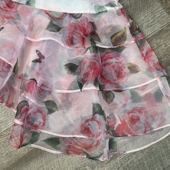 Venus Asymmetrical Skirt - Picture 3 of 6